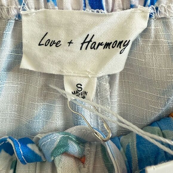 NWT Love + Harmony Floral Patterned Women's Shorts Size Small - Picture 3 of 6